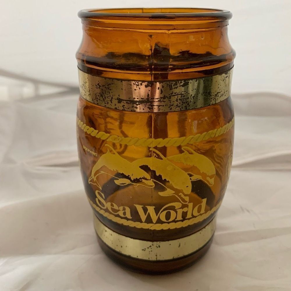 Vintage 1980 Sea World Souvenir Brown Glass Mug Wood Handle